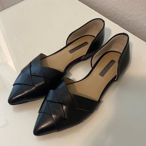 BCBGeneration pointed flats